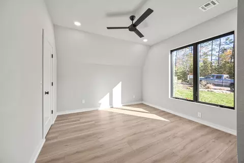 Bedroom - 17837 Ventris Cove Cir, Rogers, AR 72756 photo 1 of 4