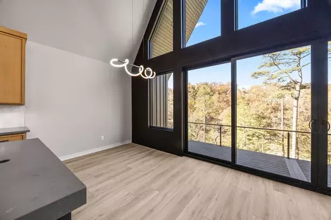 Dining - 17837 Ventris Cove Cir, Rogers, AR 72756 photo 1 of 1