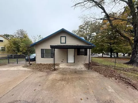 Exterior - 619 S Ash St, Harrison, AR 72601 photo 2 of 3