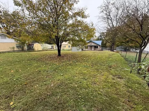 Exterior - 619 S Ash St, Harrison, AR 72601 photo 3 of 3