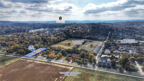 1505 W Deane St, Fayetteville, AR 72703