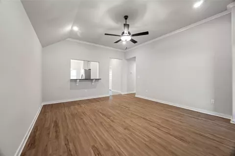 Living - 340 W Smith St, West Fork, AR 72774 photo 5 of 5