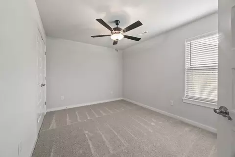 Bedroom - 340 W Smith St, West Fork, AR 72774 photo 3 of 4