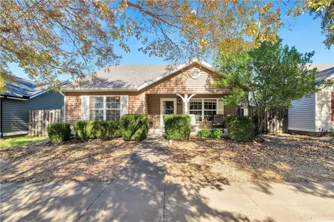 4486 Alberta St, Fayetteville, AR 72704