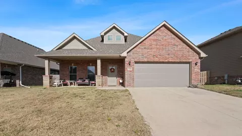 2120 Periwinkle Pl, Centerton, AR 72719