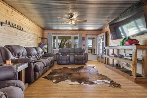 1669 E 206 Hwy, Everton, AR 72633