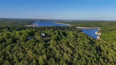 400 Marion County 2032, Yellville, AR 72687