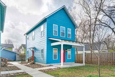 25 W 5th St, Fayetteville, AR 72701