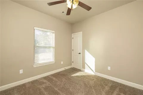 Bedroom - 580 Lancaster Rd, Centerton, AR 72719 photo 3 of 5