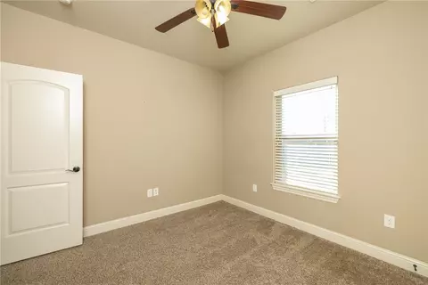 Bedroom - 580 Lancaster Rd, Centerton, AR 72719 photo 2 of 5