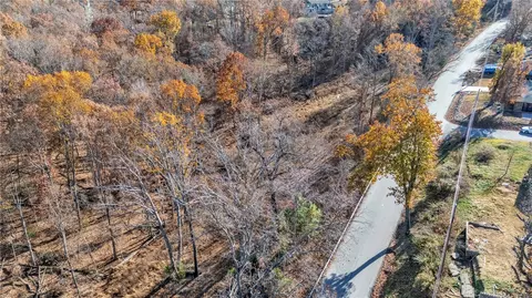 9087 Bluff Dr, Rogers, AR 72756 photo 11