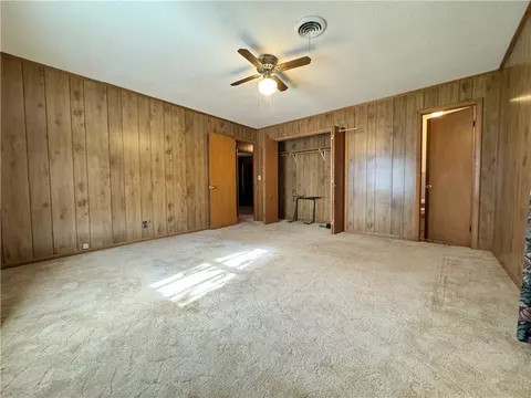 Bedroom - 147 Memory Ln, Clinton, AR 72031 photo 3 of 5