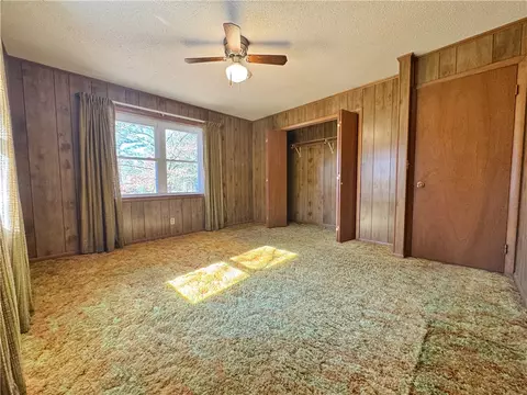 Bedroom - 147 Memory Ln, Clinton, AR 72031 photo 1 of 5