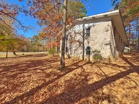 Exterior - 147 Memory Ln, Clinton, AR 72031 photo 4 of 8