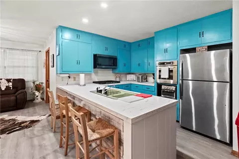 Kitchen - 503 Skyline Dr, Harrison, AR 72601 photo 2 of 4