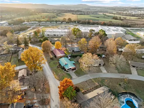 View/Area - 503 Skyline Dr, Harrison, AR 72601 photo 3 of 6