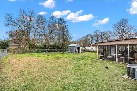 Exterior - 301 Alice Ln, Lavaca, AR 72941 photo 6 of 7