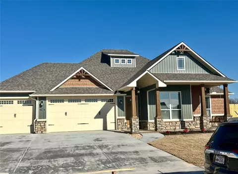 1806 Crump St, Pea Ridge, AR 72751