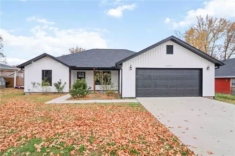 401 E Rogers St, Lincoln, AR 72744