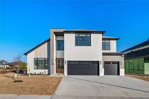 4413 S 88th St, Bentonville, AR 72713