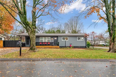101 E Bertha St, Fayetteville, AR 72703