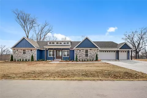 533 Forrest Dr, Pea Ridge, AR 72751