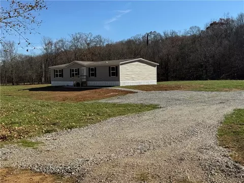 6444 Madison, Huntsville, AR 72740