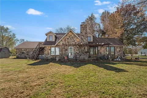 13763 Firehouse Ln, Hiwasse, AR 72739