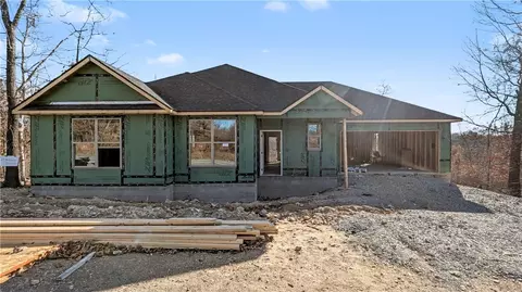 29 Montgomery Ln, Bella Vista, AR 72715