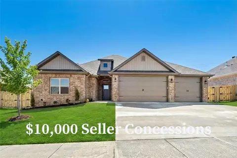 2408 Salmon St, Pea Ridge, AR 72751
