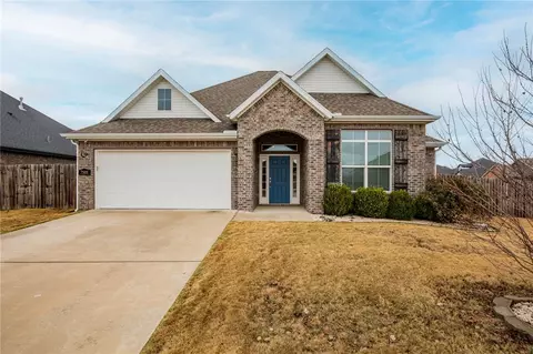 7508 Charlotte Ave, Springdale, AR 72762