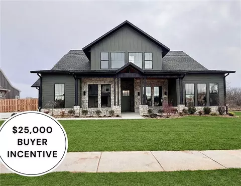 901 Greenhorn St, Bentonville, AR 72712