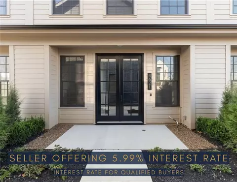 4621 S 47th St, Rogers, AR 72758