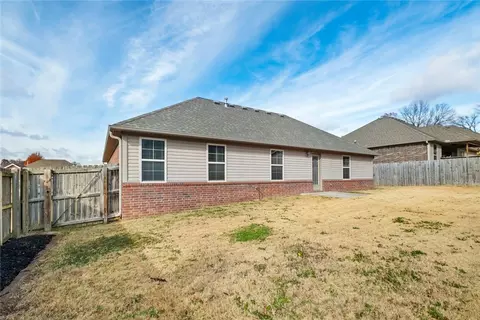 Exterior - 4703 Cory St, Springdale, AR 72762 photo 5 of 7