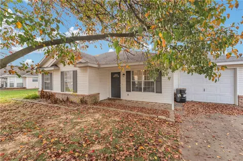 108 S Brandon St, Lowell, AR 72745