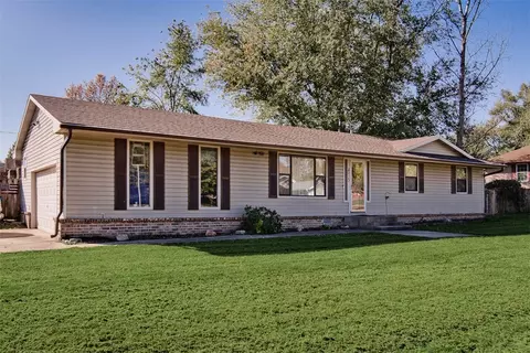 475 Mcnair St, Pea Ridge, AR 72751