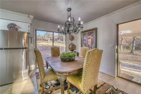 Dining - 5497 S Mountain Rd, Marshall, AR 72650 photo 1 of 1