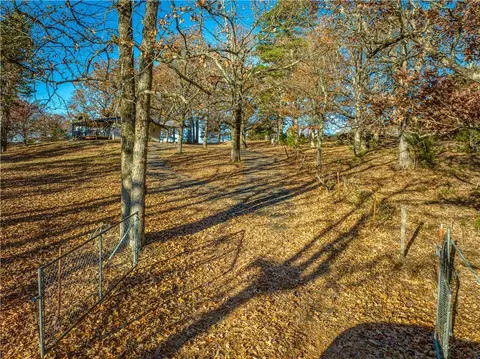 Exterior - 5497 S Mountain Rd, Marshall, AR 72650 photo 7 of 8