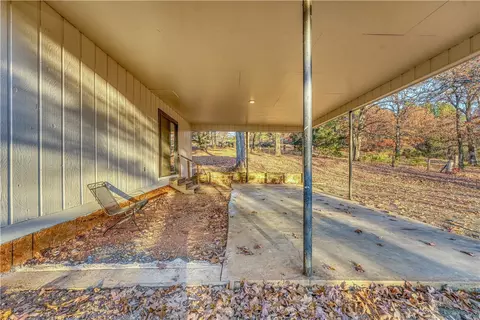 Exterior - 5497 S Mountain Rd, Marshall, AR 72650 photo 5 of 8