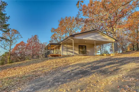 Exterior - 5497 S Mountain Rd, Marshall, AR 72650 photo 3 of 8