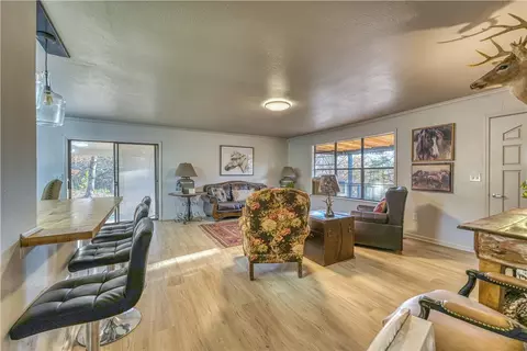 Living - 5497 S Mountain Rd, Marshall, AR 72650 photo 3 of 4