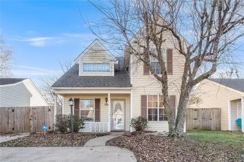 2103 Blueberry Ln, Springdale, AR 72762
