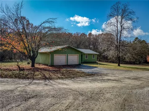 365 Marion County 6032, Yellville, AR 72687