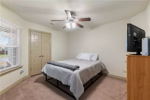 Bedroom - 681 Edens Ct, Centerton, AR 72719 photo 4 of 4