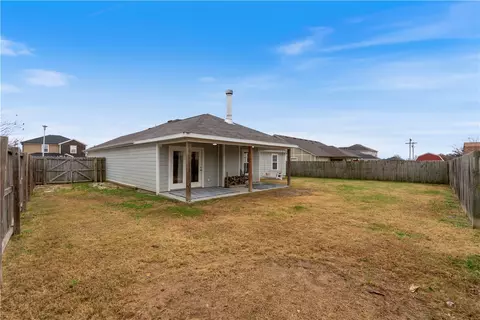 Exterior - 681 Edens Ct, Centerton, AR 72719 photo 4 of 4
