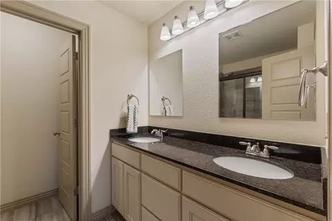 Bath - 681 Edens Ct, Centerton, AR 72719 photo 1 of 1