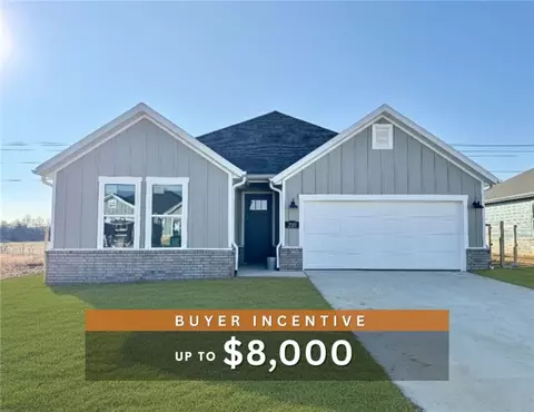2761 Relaxation Ave, Springdale, AR 72764