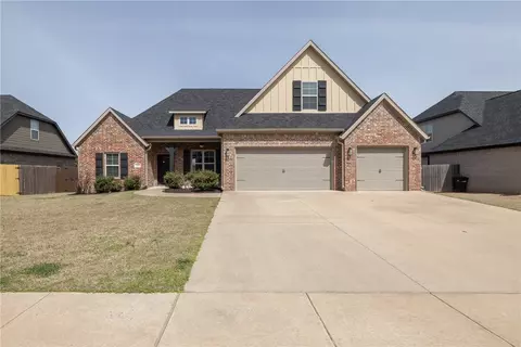 452 Romano Ave, Springdale, AR 72762
