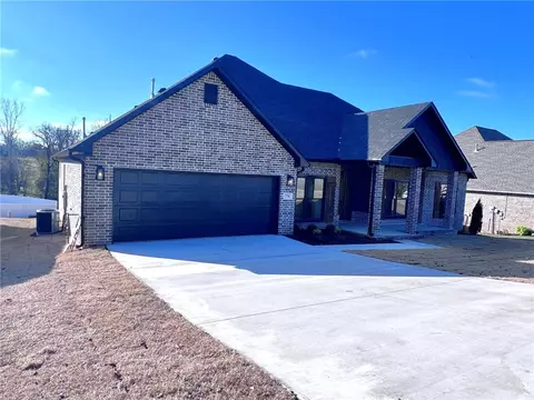 736 Powerhorn Cir, Van Buren, AR 72956