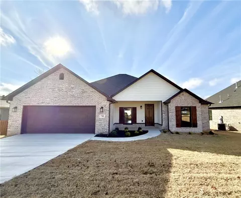 740 Powderhorn Cir, Van Buren, AR 72956